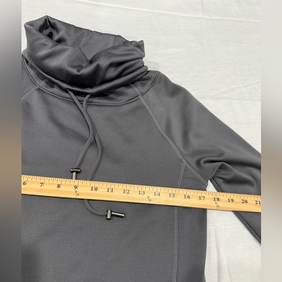 Athleta Gray Cowl Neck Fleece Pullover Sweater Size XS - Picture 3 of 8